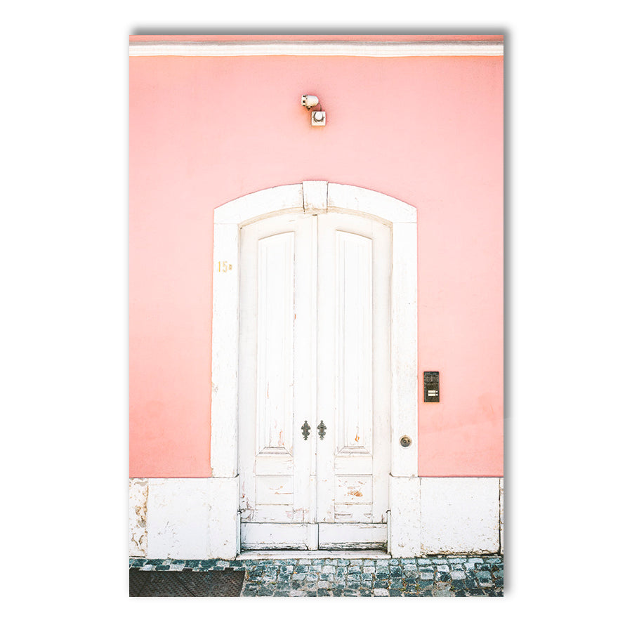 The White Door Lisbon by Raisa	Zwart