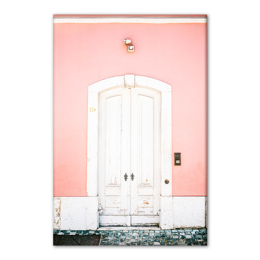 The White Door Lisbon by Raisa	Zwart
