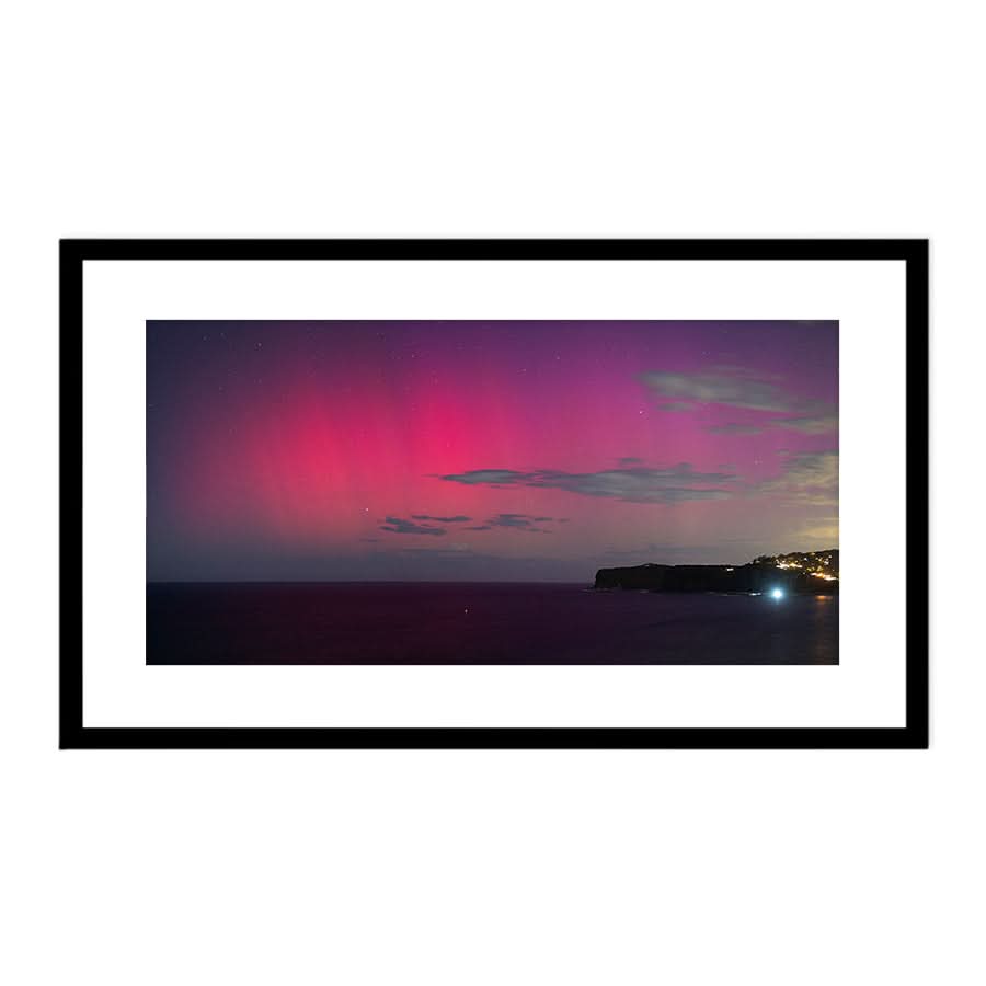 Aurora at Avoca by Stuart McAndrew