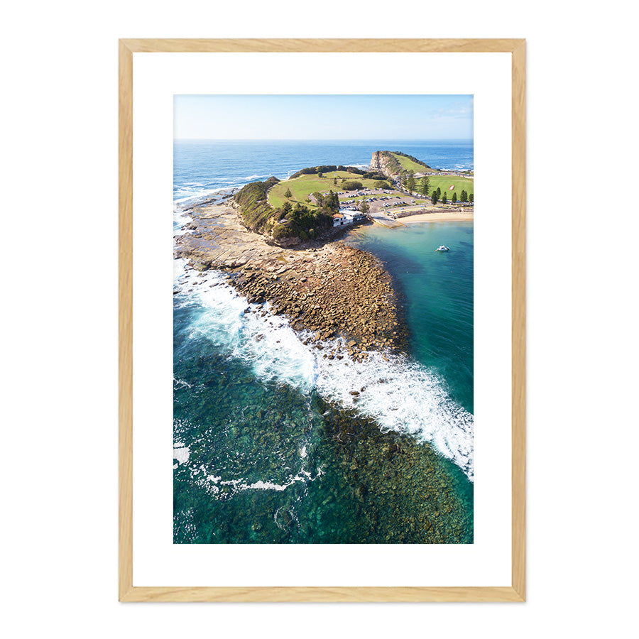 Skillion, Terrigal by Stu Elwin