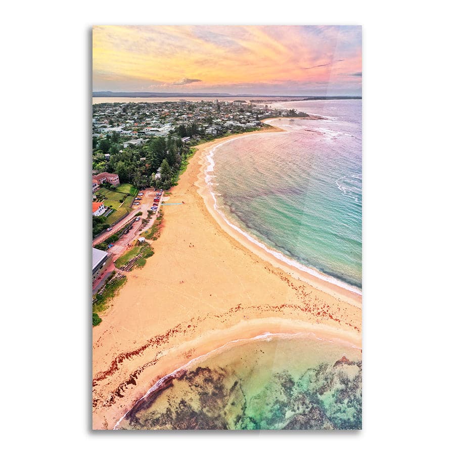 Sunset Moods at Toowoon Bay by Beata Young